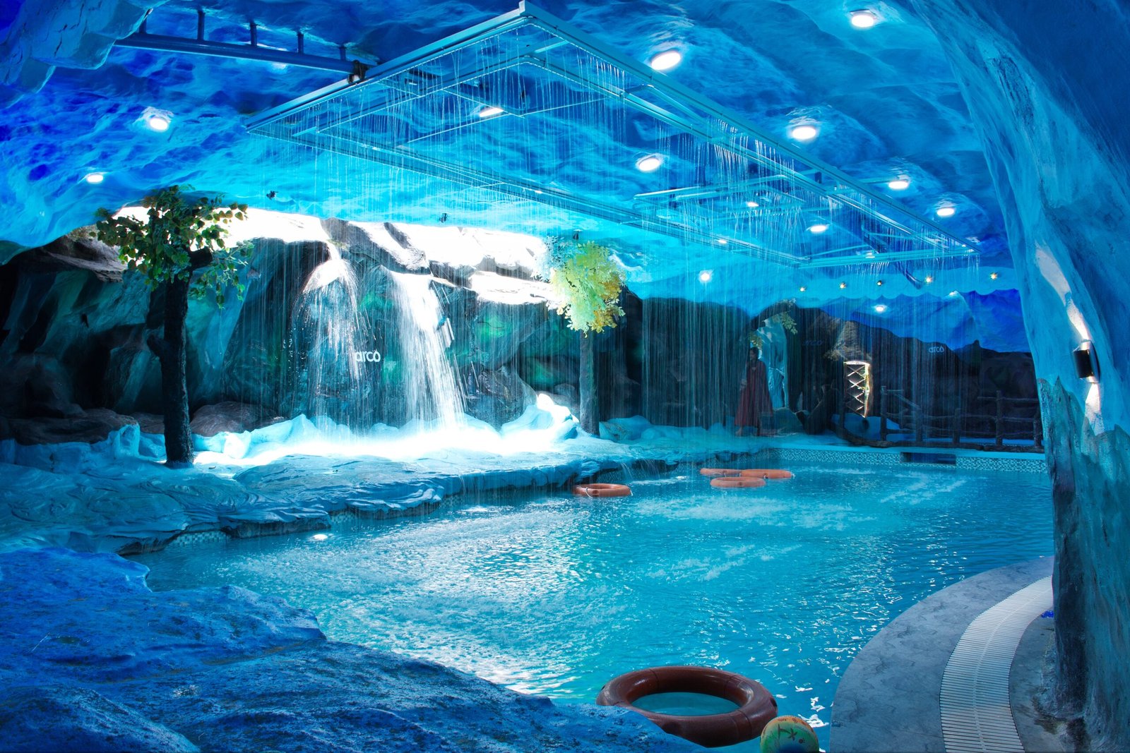 Arco Swimming Pool